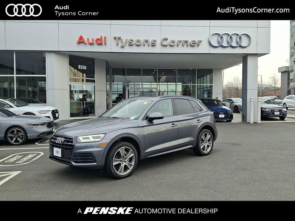 2019 Audi Q5 Premium Plus's photo
