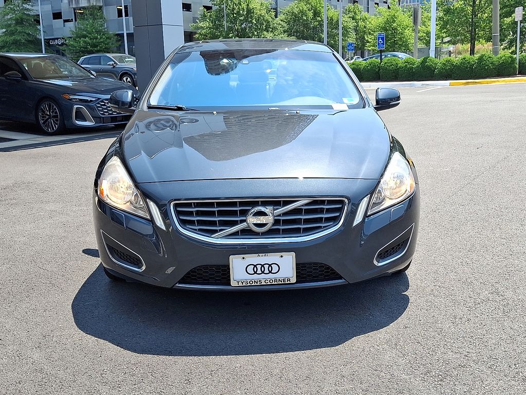 Used 2013 Volvo S60 T5 Premier with VIN YV1612FS2D2229540 for sale in Vienna, VA