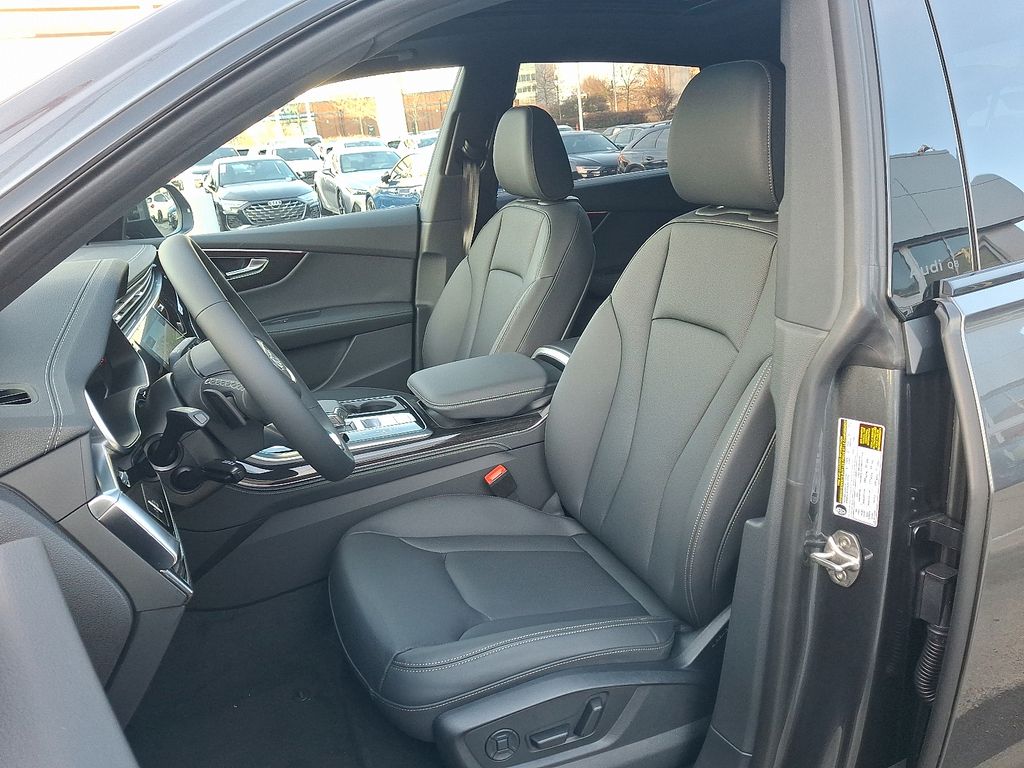 2026 Audi Q8 Premium Plus - Photo 10