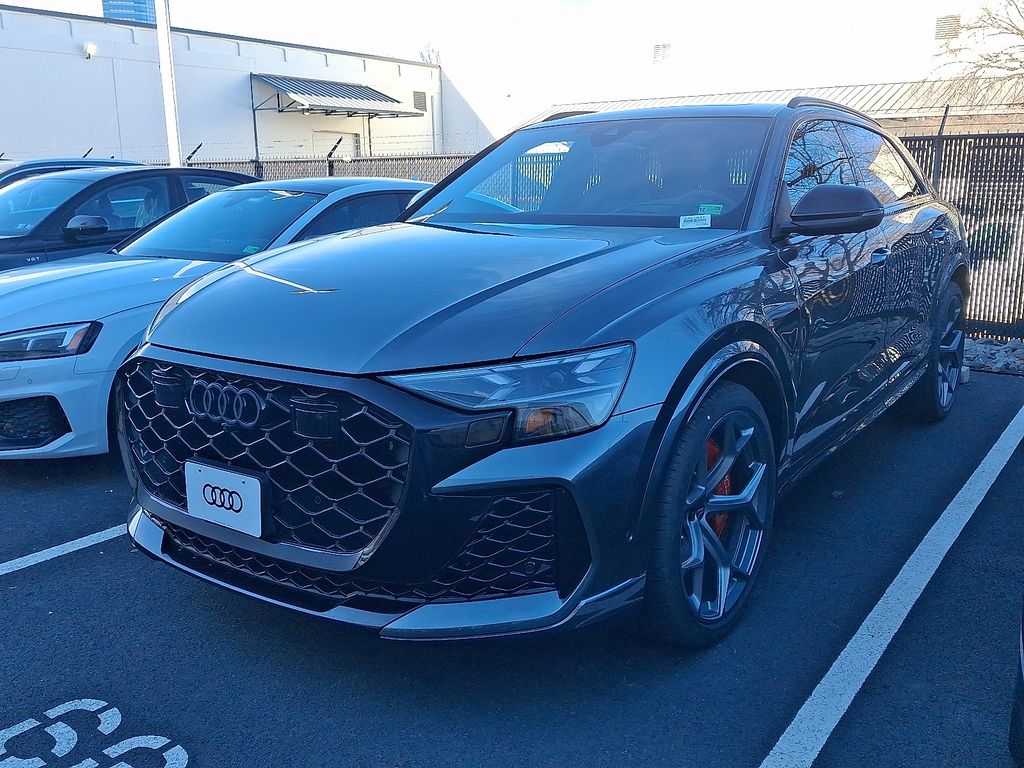 2025 Audi RS Q8 Base's photo
