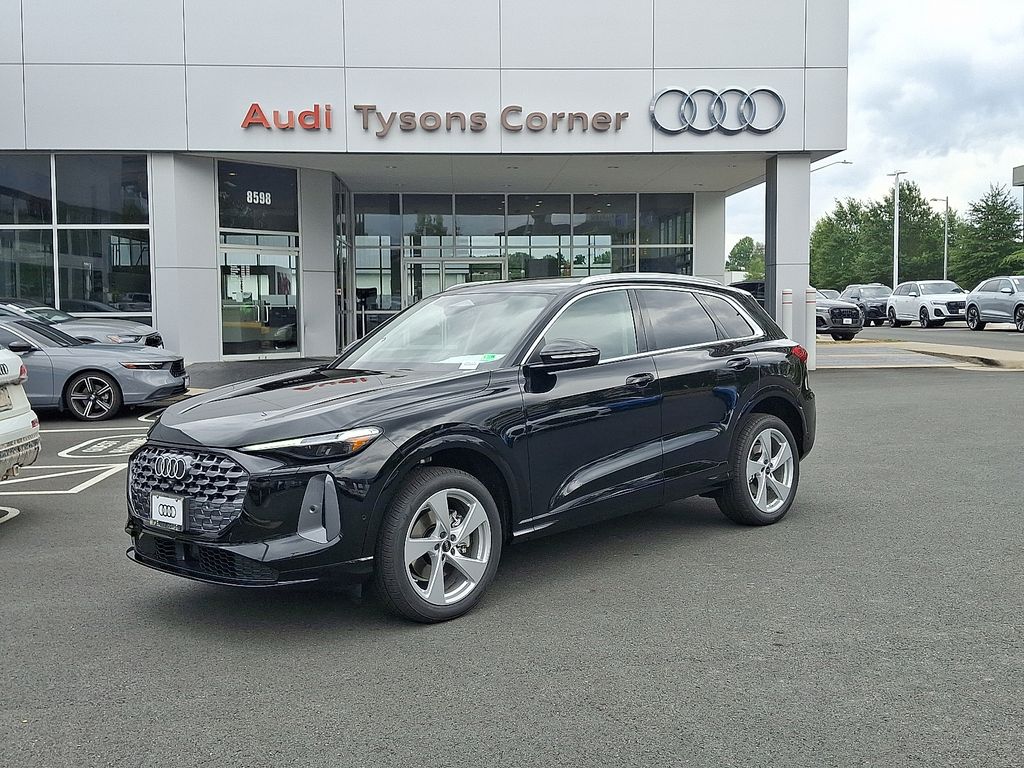 2025 Audi New Q5 Premium Plus's photo