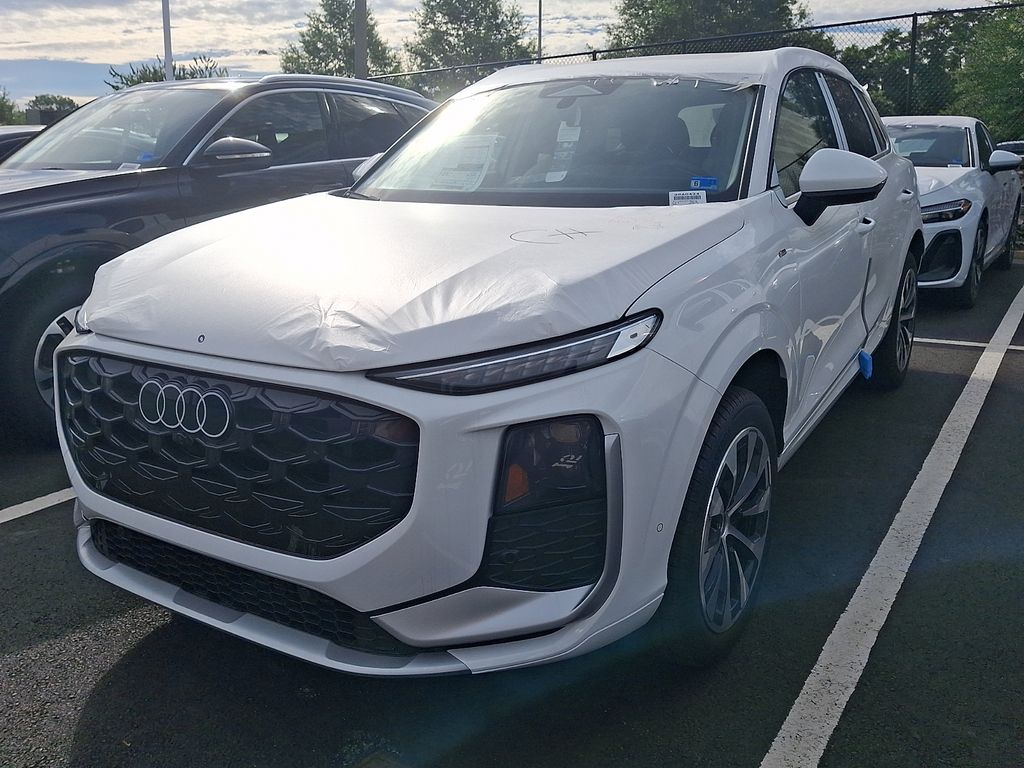 2026 Audi Q3 S line quattro's photo