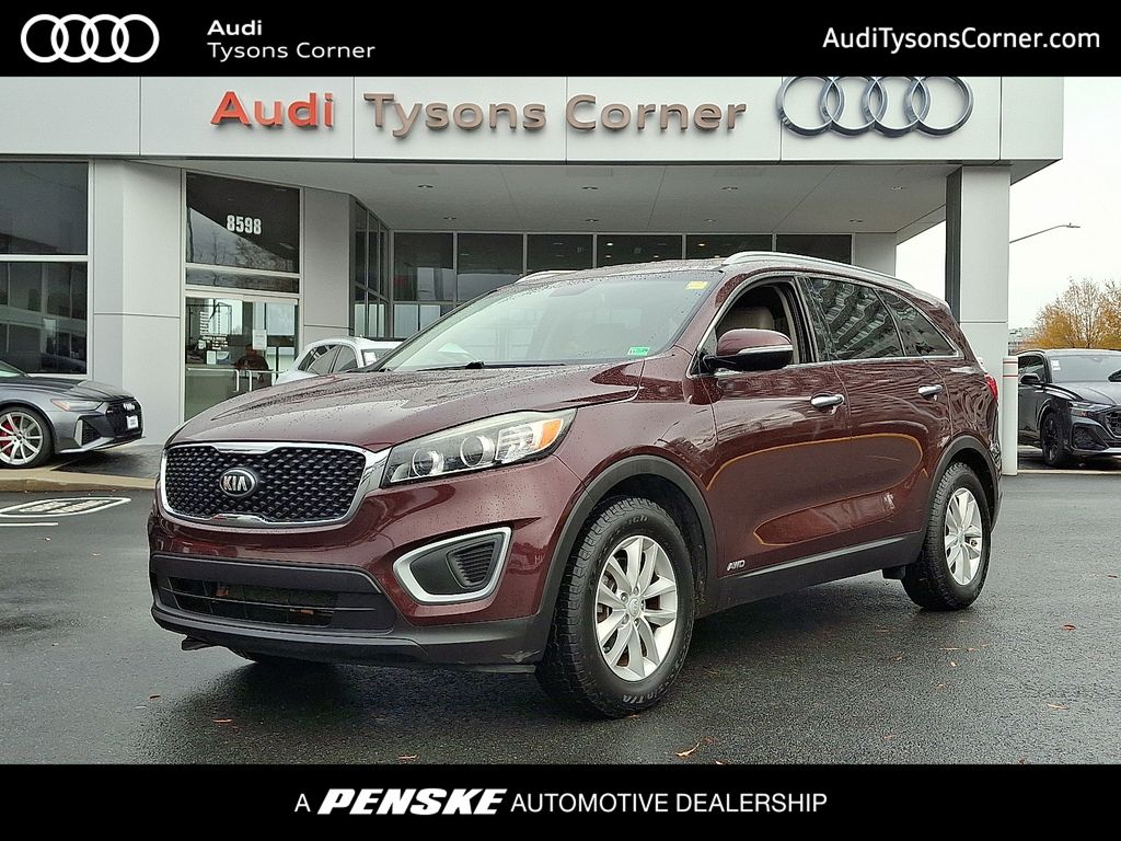 2017 Kia Sorento LX's photo