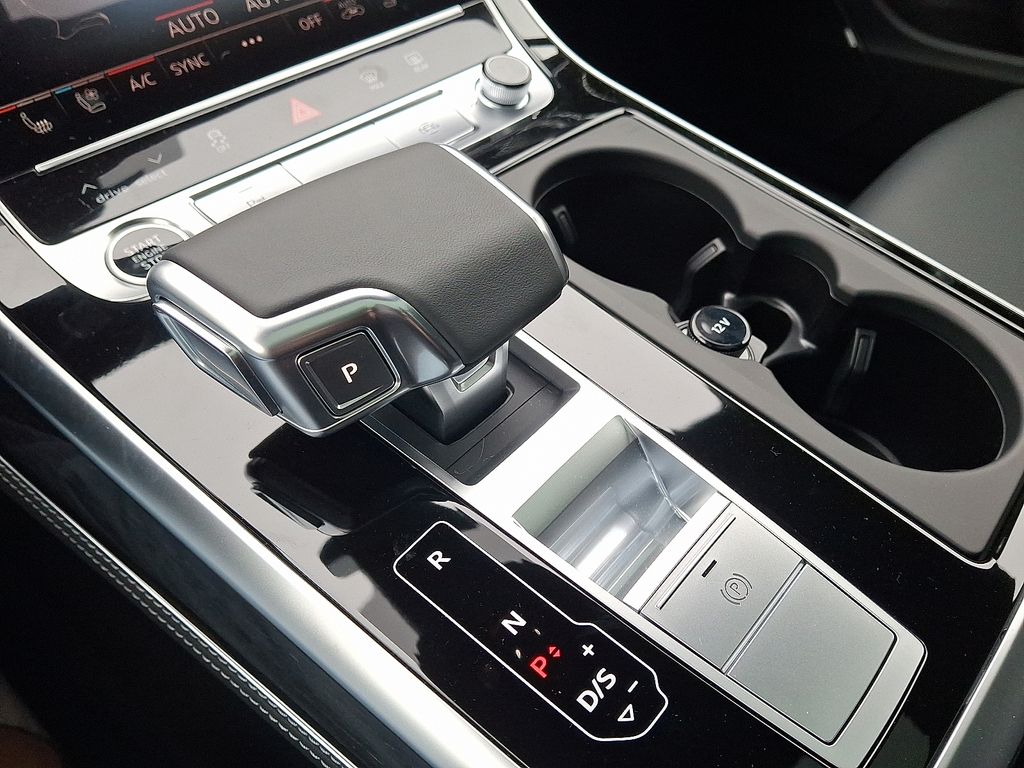 2026 Audi Q7 Premium Plus - Photo 12