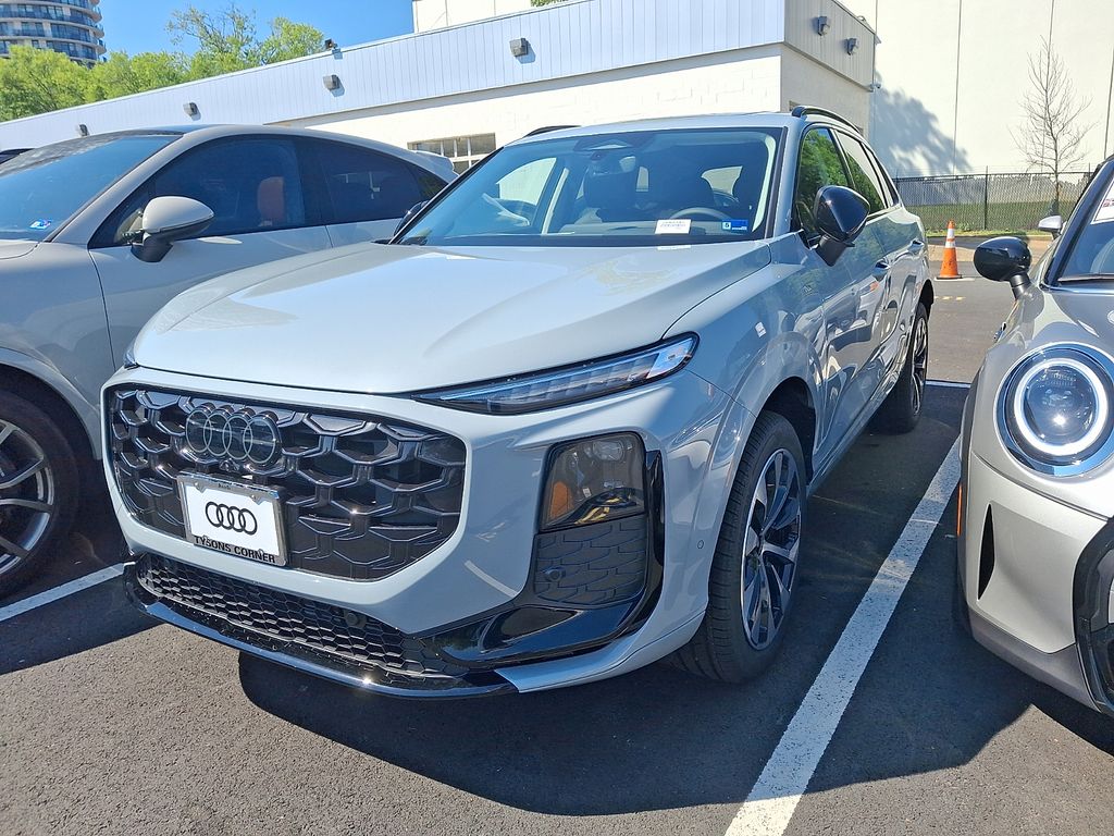 2026 Audi Q3 S line quattro's photo