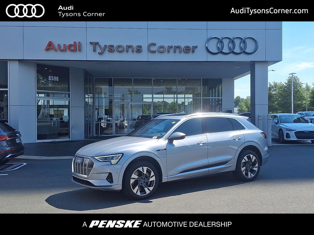 2023 Audi e-tron 95 kWh Premium Plus quattro's photo
