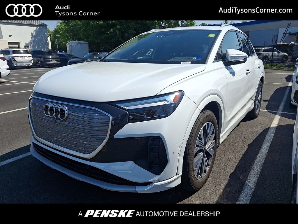 2024 Audi Q4 e-tron 40 Premium's photo