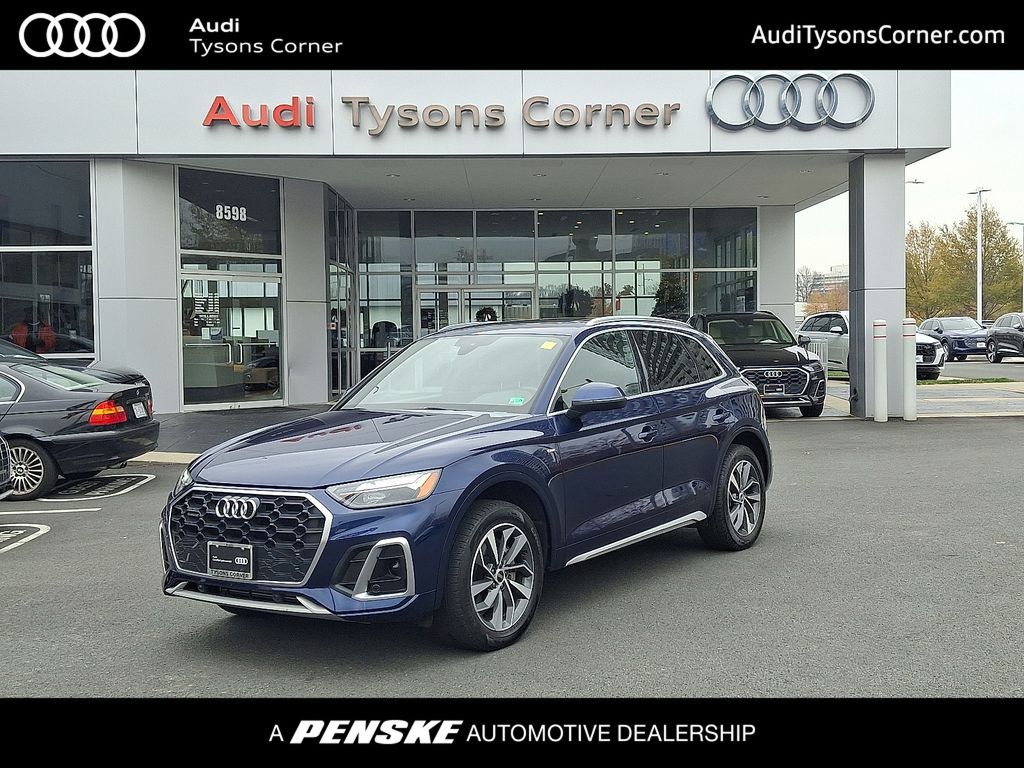 2022 Audi Q5 Premium's photo