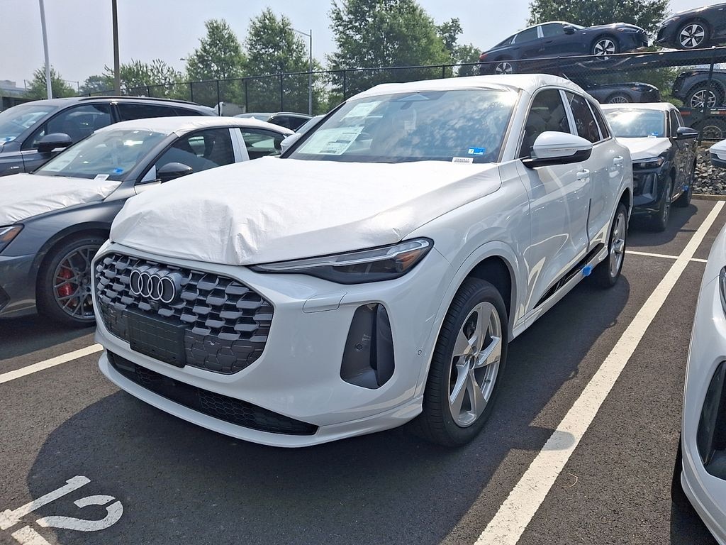 New 2026 Audi Q5 Premium Plus SUV