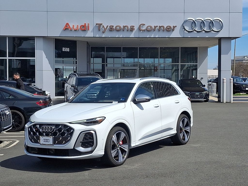 2026 Audi SQ5 Premium Plus quattro's photo
