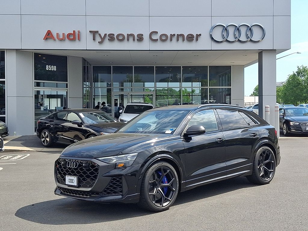 2026 Audi RS Q8 -'s photo