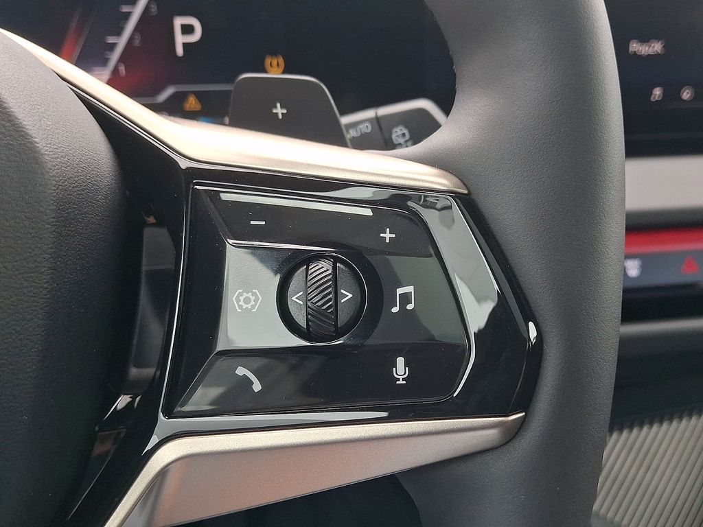 2025 BMW X3 30 - Photo 20