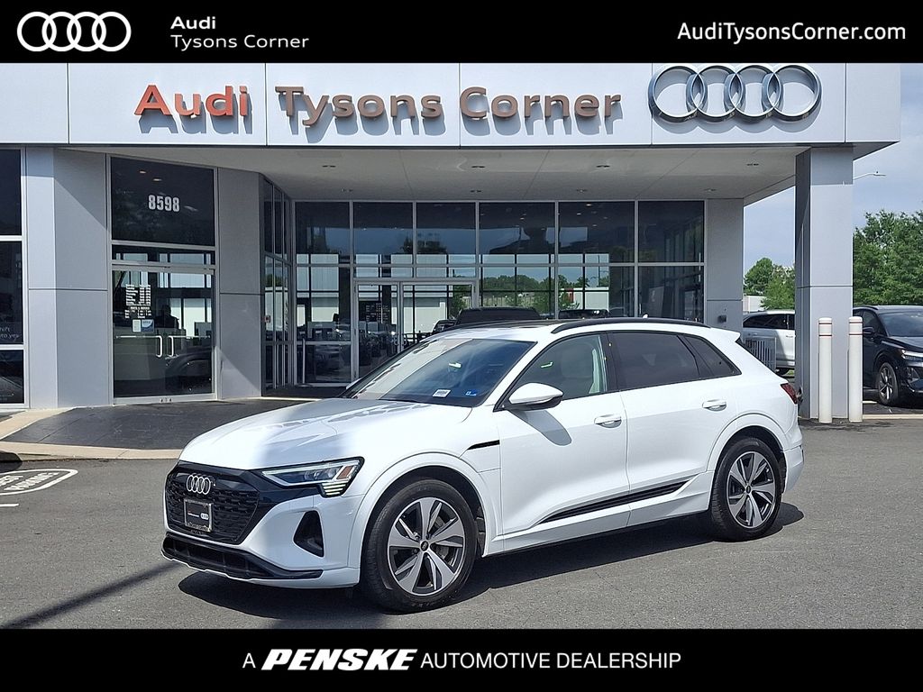 2024 Audi Q8 e-tron 55 114 kWh Premium quattro's photo