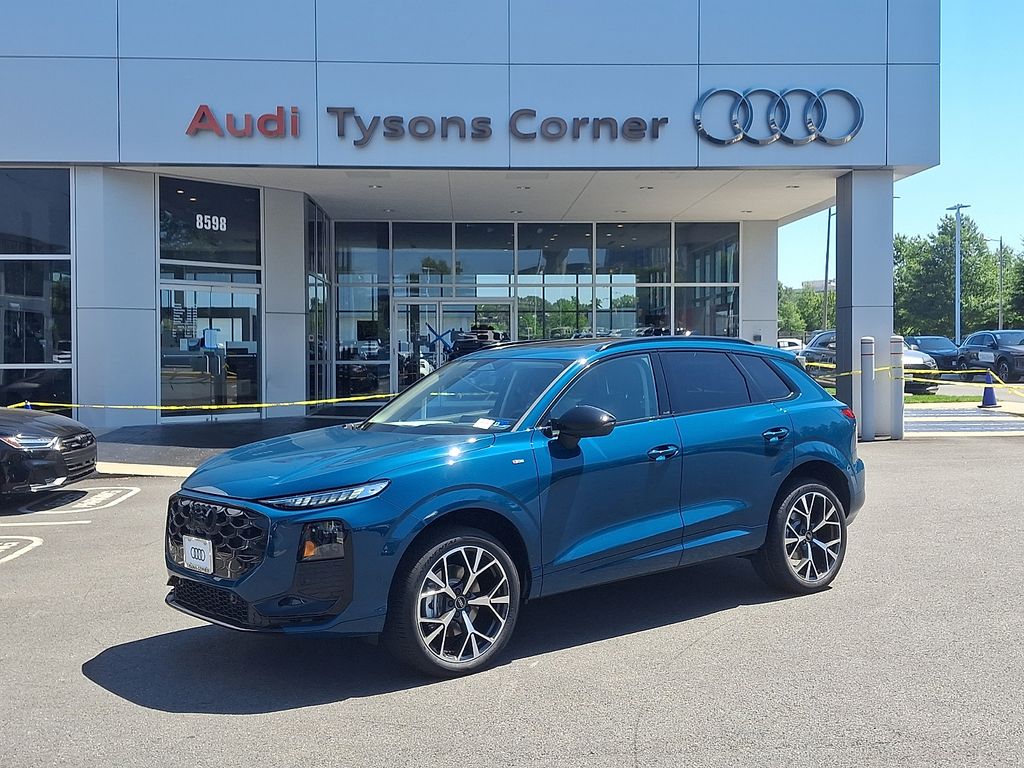 2026 Audi Q3 S line quattro's photo