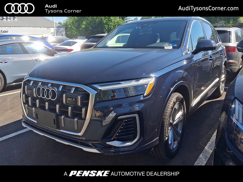 2025 Audi Q7 45 Premium quattro Tiptronic's photo