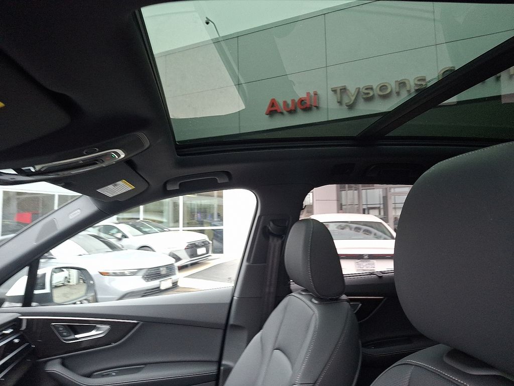 2026 Audi Q7 Premium Plus - Photo 13