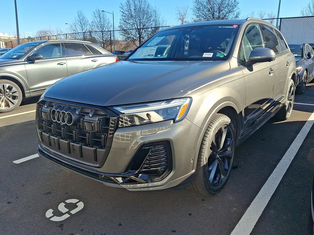 2026 Audi Q7 Premium Plus's photo