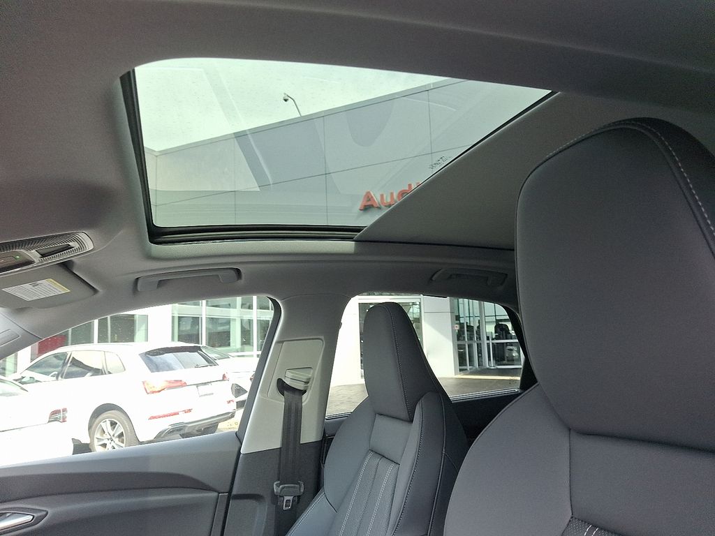 2025 Audi Q5 Sportback Premium Plus - Photo 11
