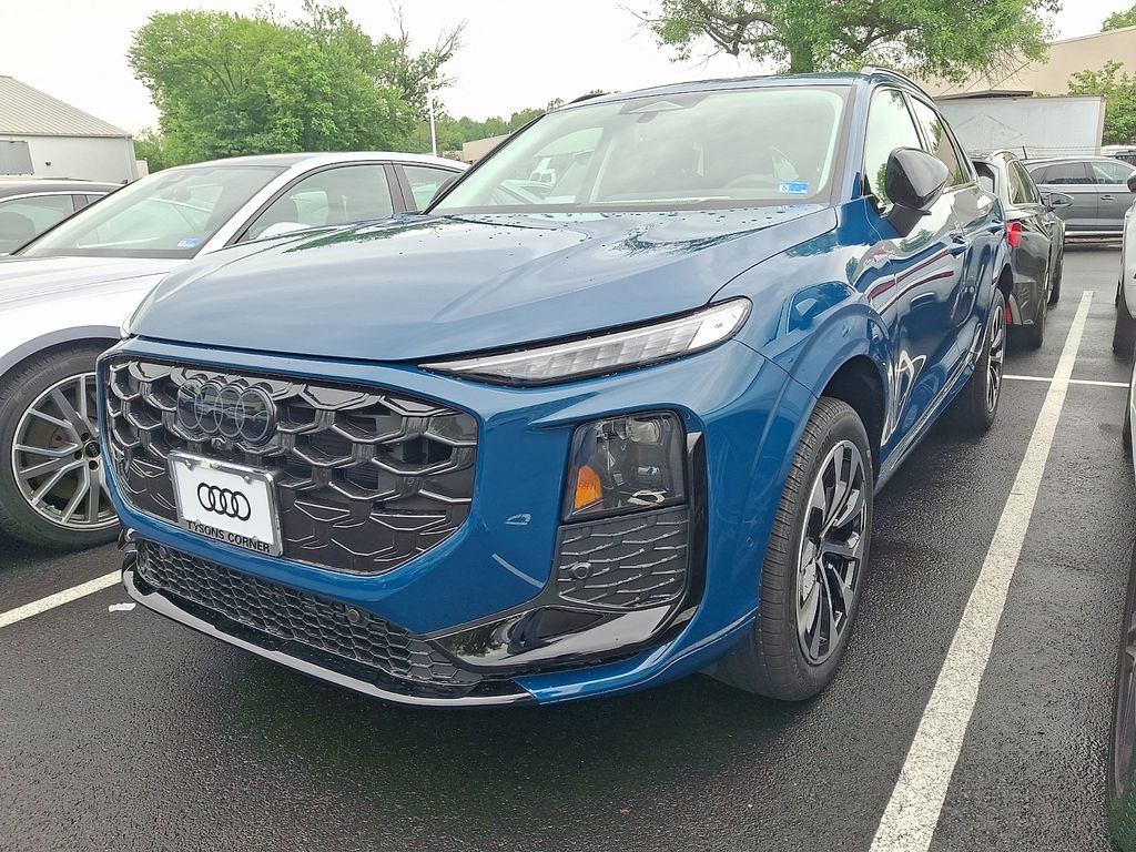 2026 Audi Q3 S line quattro's photo