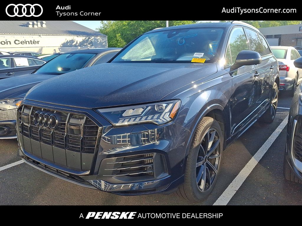 2023 Audi Q7 55 Premium Plus quattro Tiptronic's photo