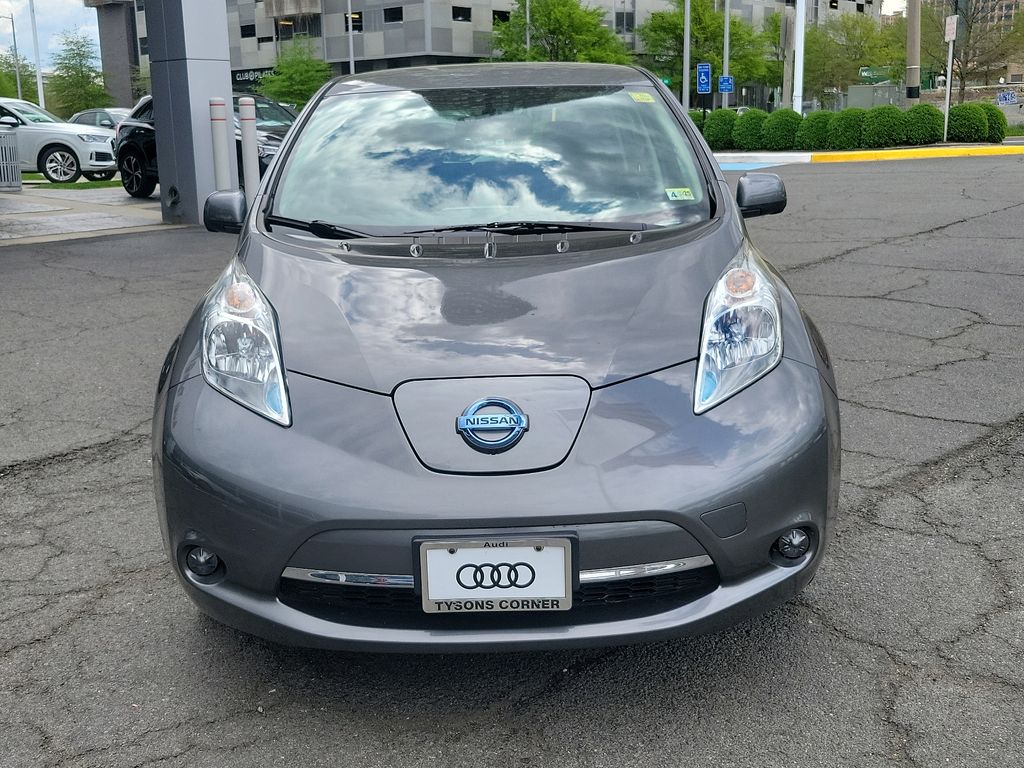 Used 2016 Nissan LEAF SV with VIN 1N4BZ0CP3GC314036 for sale in Vienna, VA
