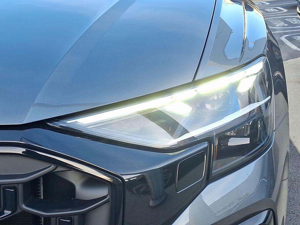 2026 Audi Q8 Premium Plus - Photo 6