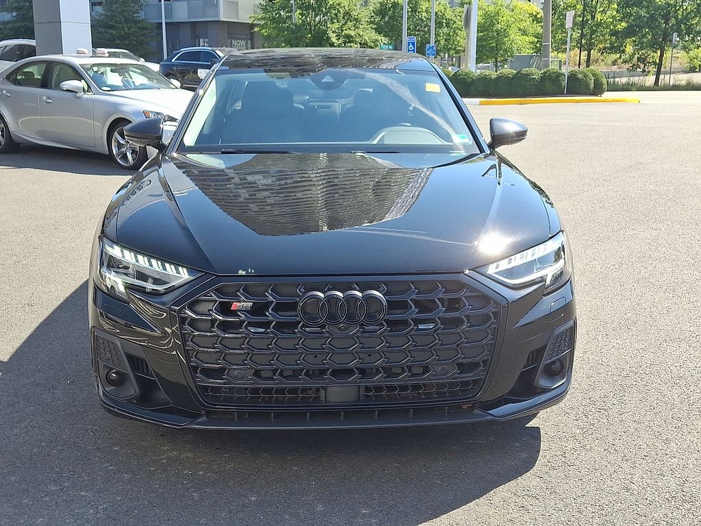 2023 Audi S8 4.0T photo 2