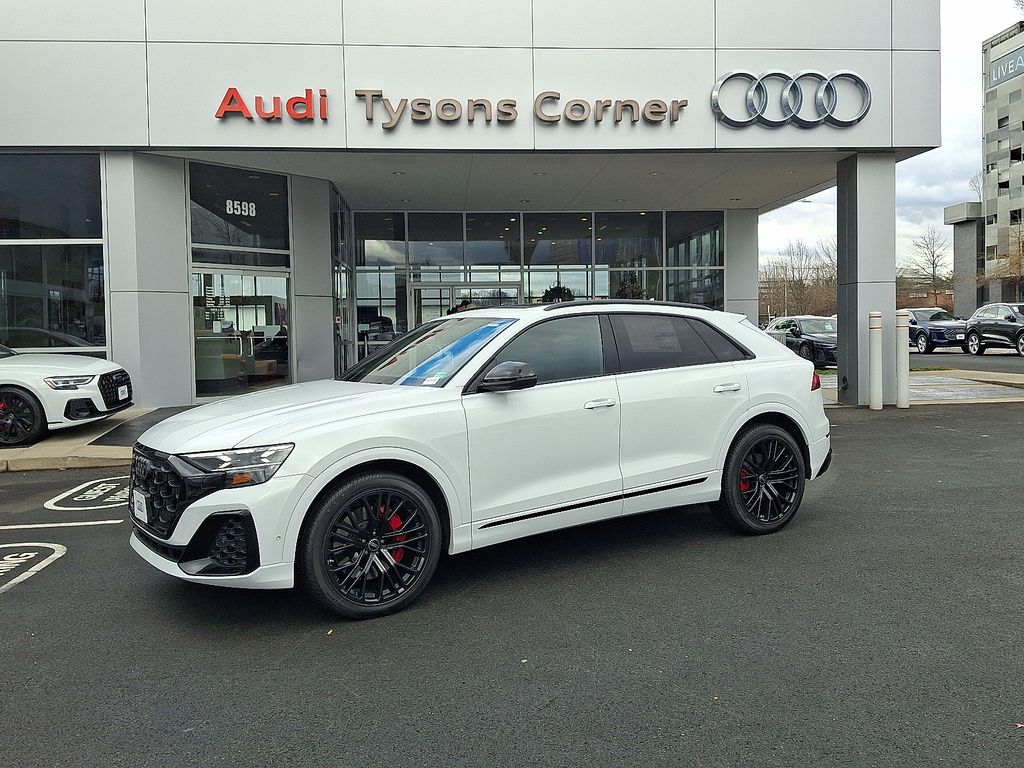 2026 Audi SQ8 Prestige's photo