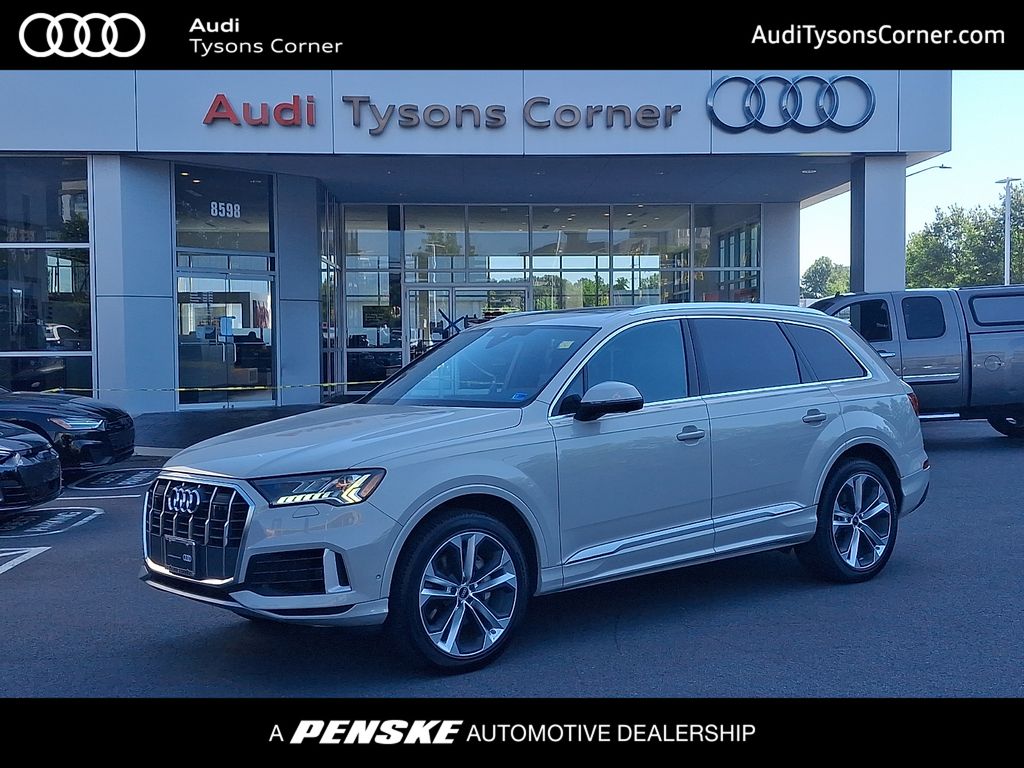 2023 Audi Q7 55 Premium Plus quattro Tiptronic's photo