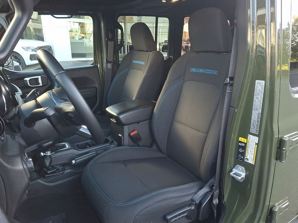 2022 Jeep Wrangler Unlimited Rubicon 4XE - Photo 13