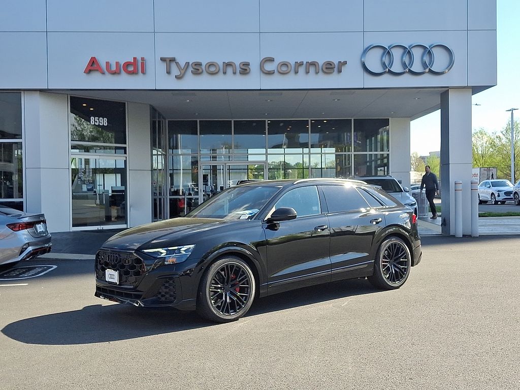 2026 Audi SQ8 Prestige quattro's photo