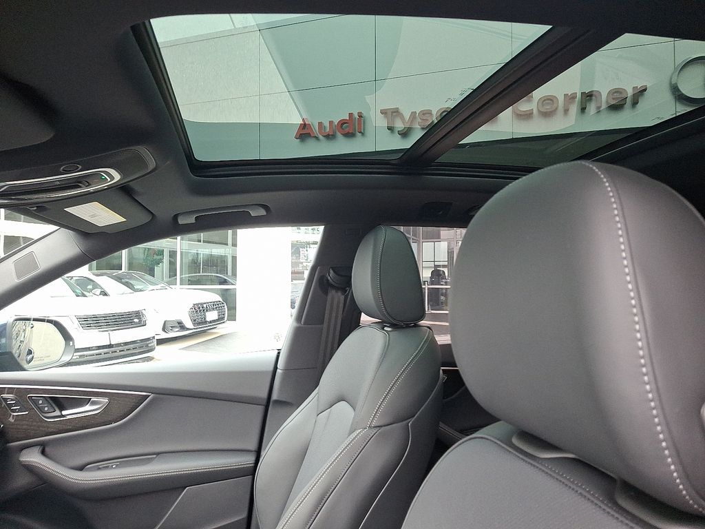 2026 Audi Q8 Prestige - Photo 11
