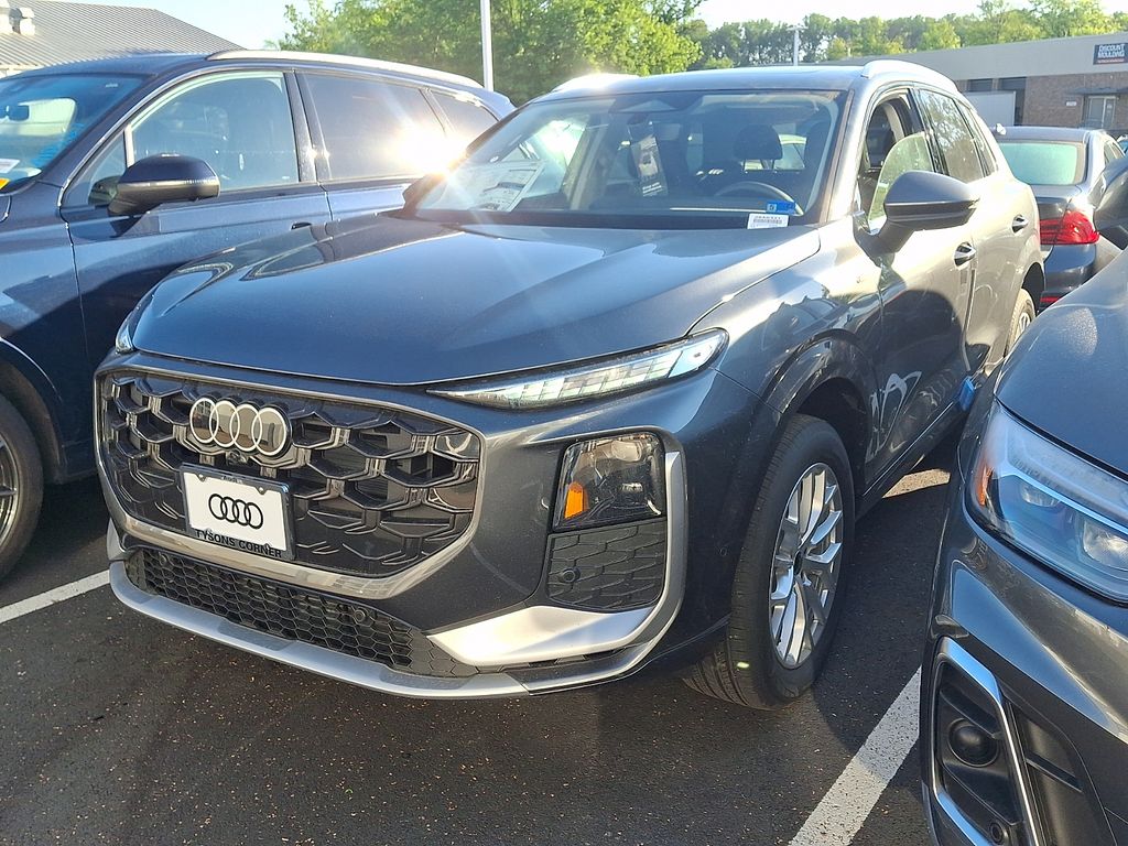 2026 Audi Q3 S line quattro's photo