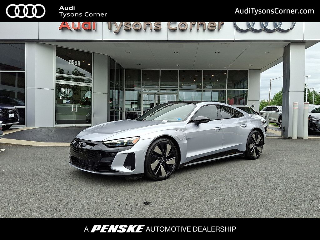 2022 Audi e-tron GT Prestige quattro's photo