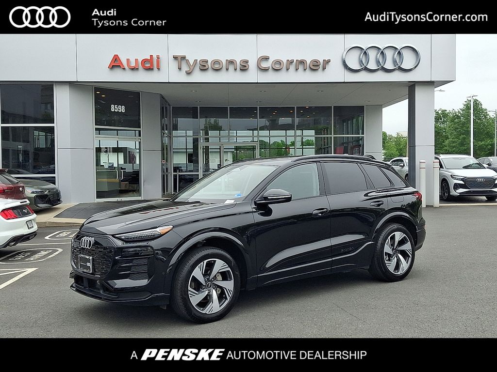 2025 Audi Q6 e-tron Premium Plus quattro's photo