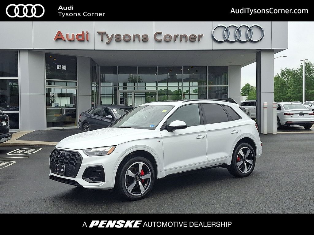 2024 Audi Q5 45 Premium Plus's photo