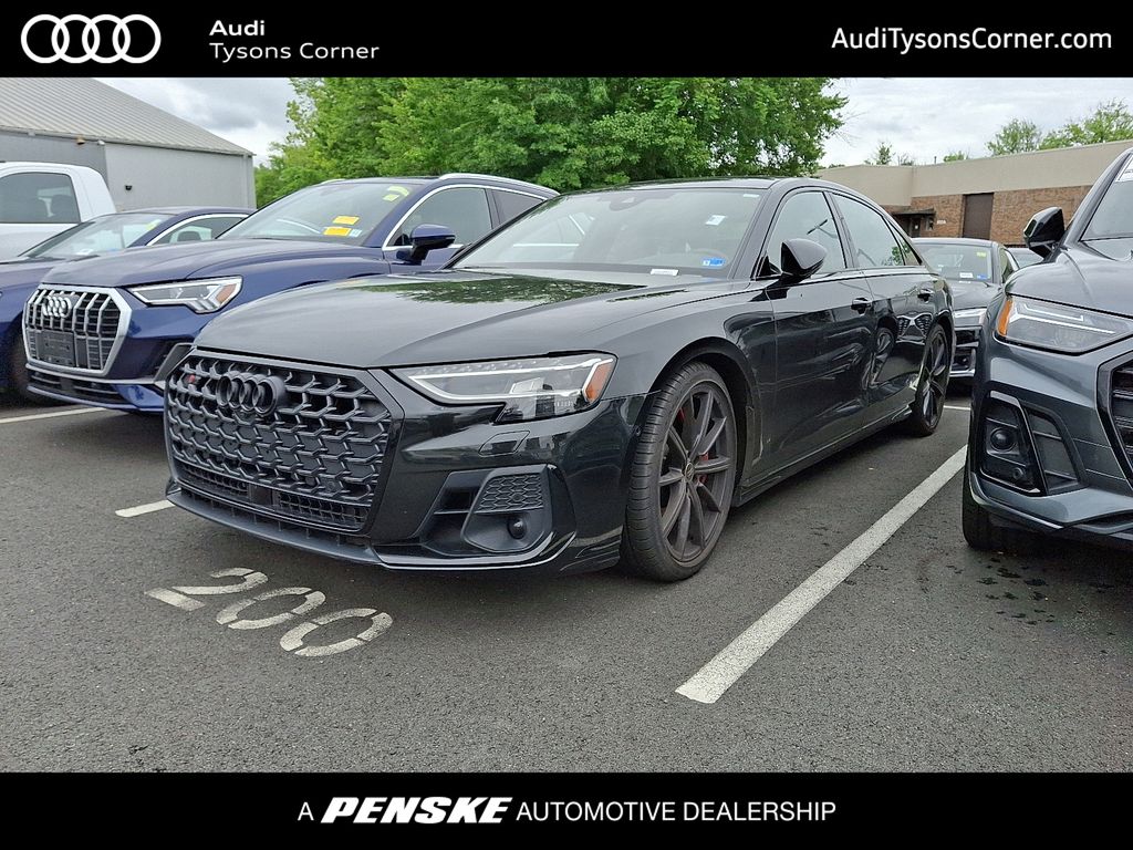 2023 Audi S8 4.0T quattro Tiptronic's photo