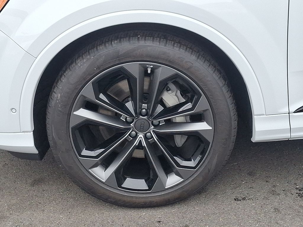 2026 Audi Q7 Premium Plus - Photo 7