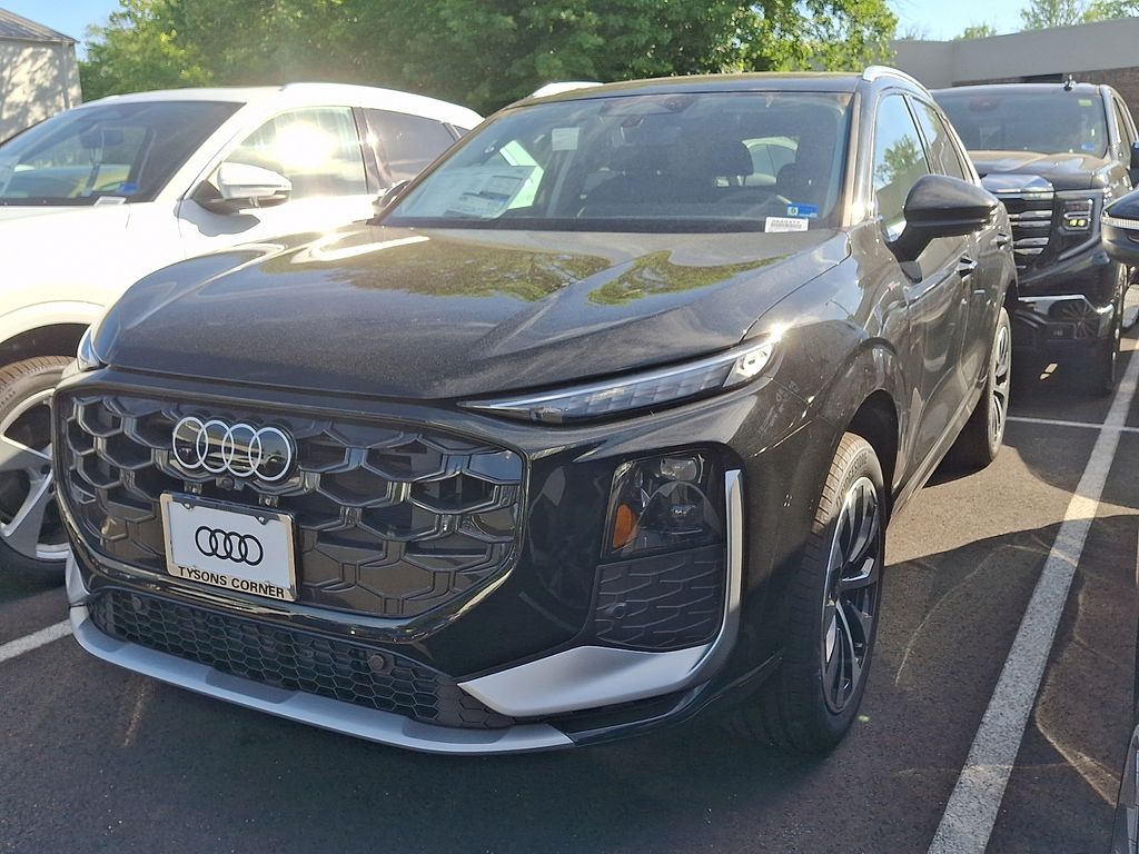 2026 Audi Q3 S line quattro's photo