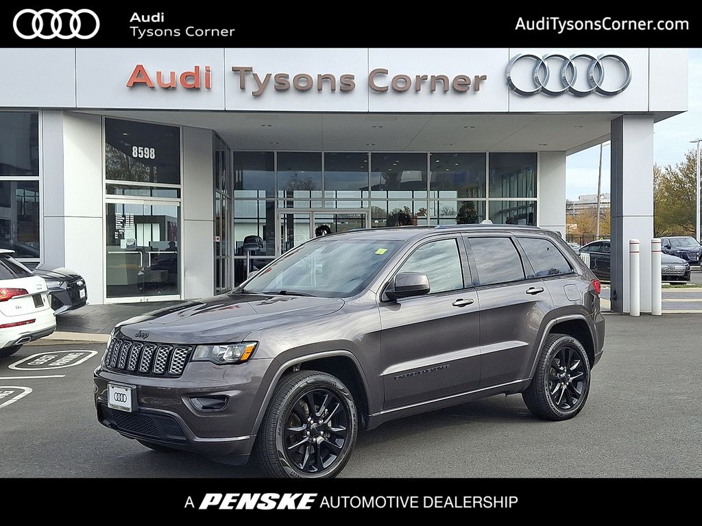 2019 Jeep Grand Cherokee Altitude's photo