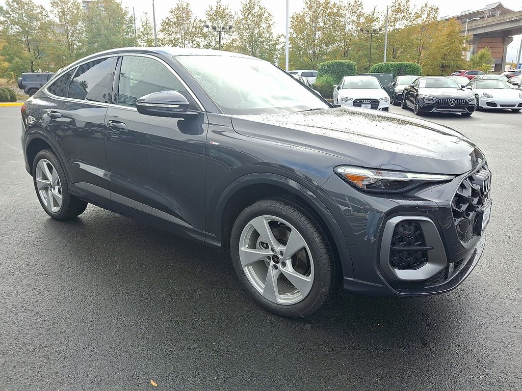 2025 Audi Q5 2.0T Premium Plus photo 2