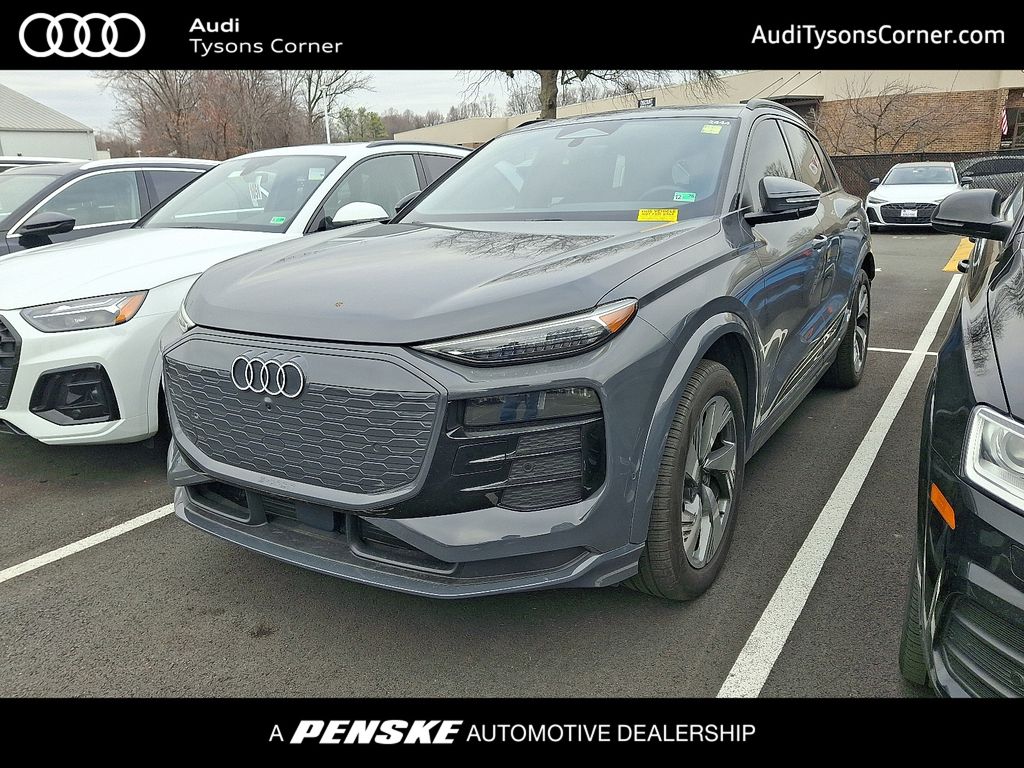 2025 Audi Q6 e-tron Premium Plus's photo