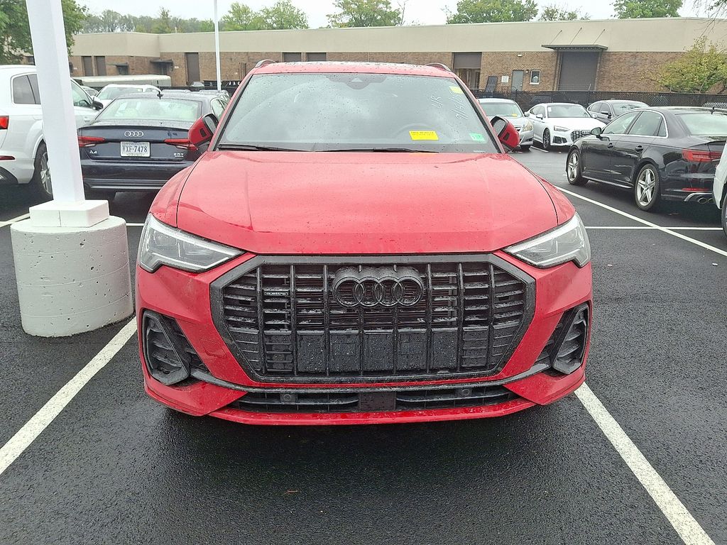 2023 Audi Q3 Premium S line photo 2
