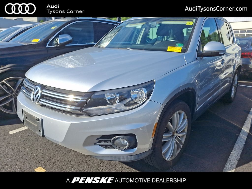 2012 Volkswagen Tiguan SE 4Motion's photo