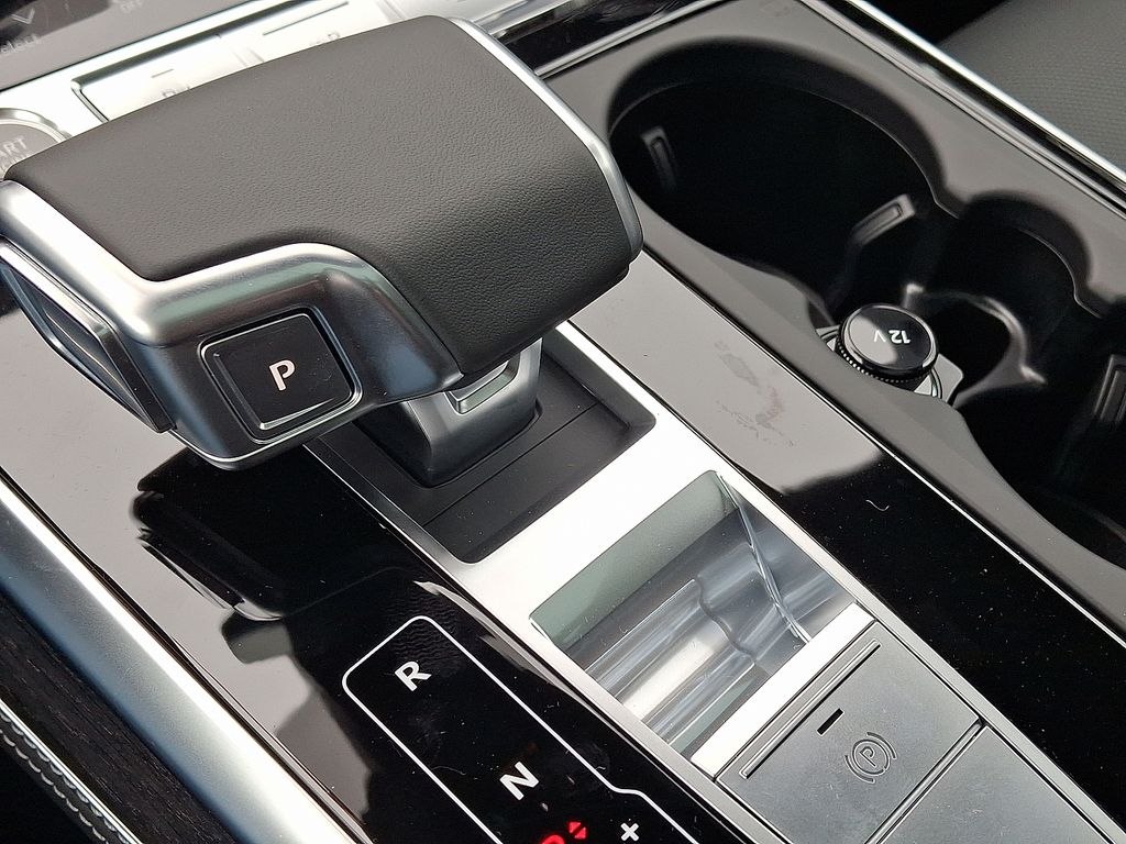 2026 Audi Q8 Prestige - Photo 12