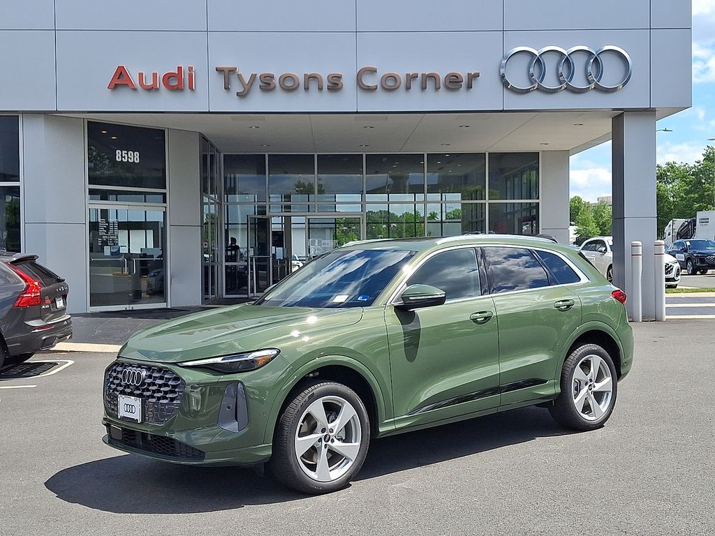 2026 Audi Q5 Premium Plus quattro's photo