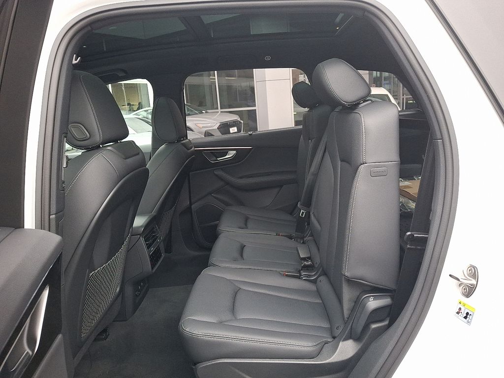 2026 Audi Q7 Premium Plus - Photo 9