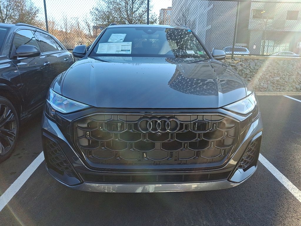New 2026 Audi Q8 SUV