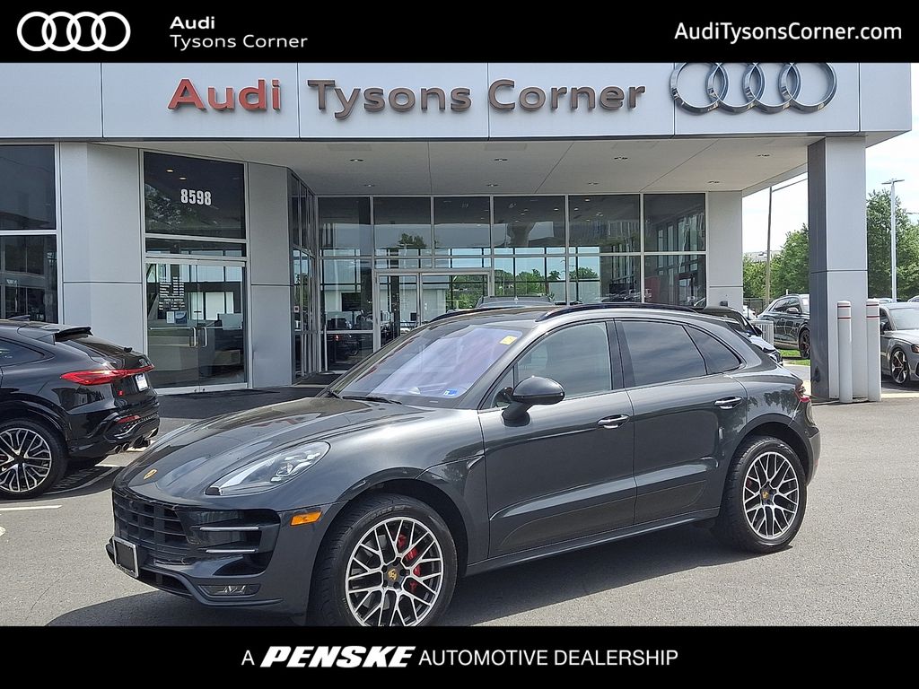 2017 Porsche Macan Turbo's photo