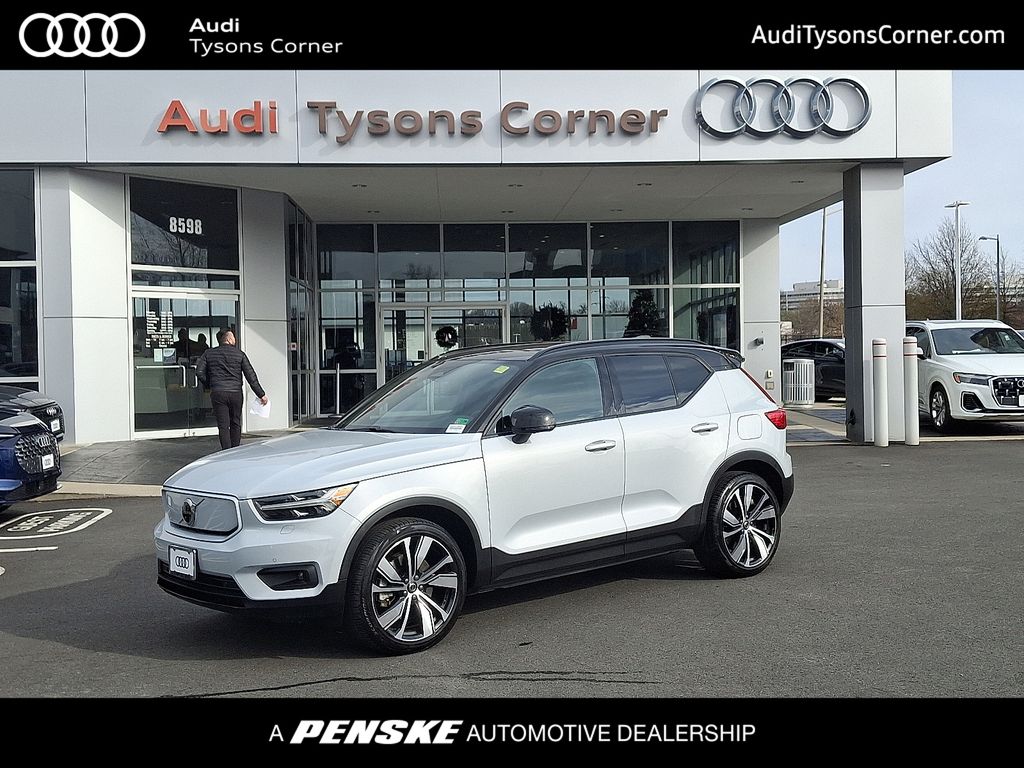 2021 Volvo XC40 Recharge's photo